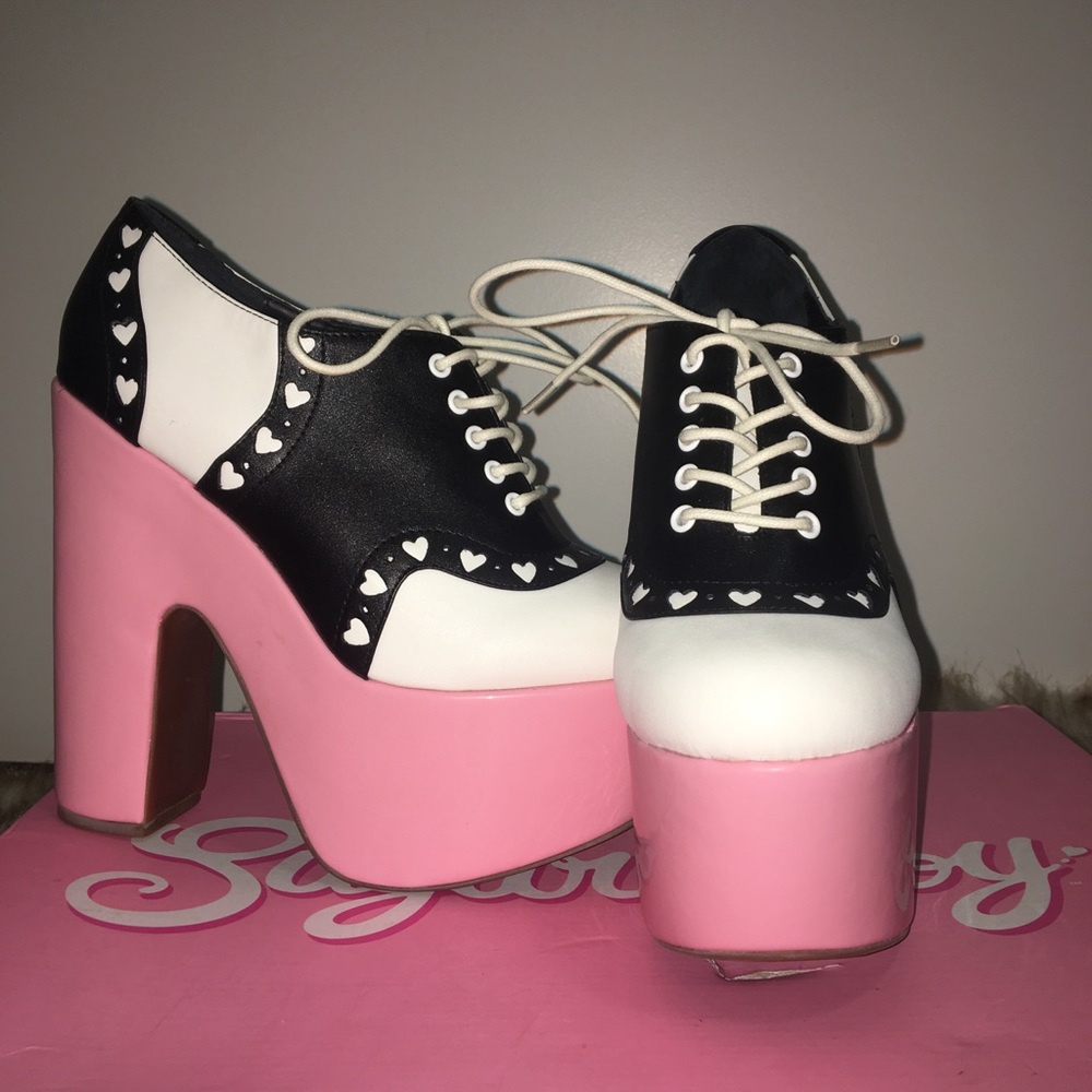 Dollskill platform heels size 7